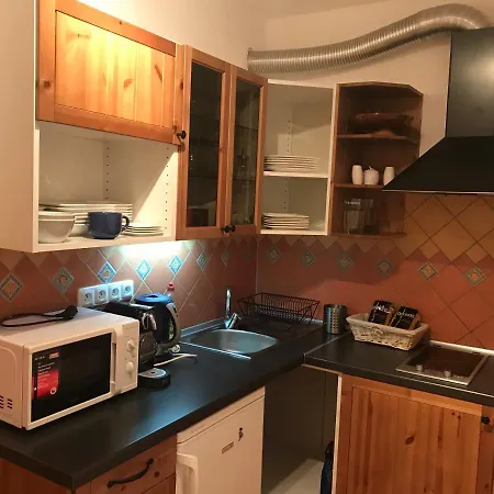 Svadla Apartment *